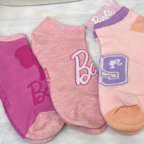 Barbie Accessories - Barbie Pink & Purple Orange White Graphic Ankle Socks Trio size 9 - 11 New 3 prs